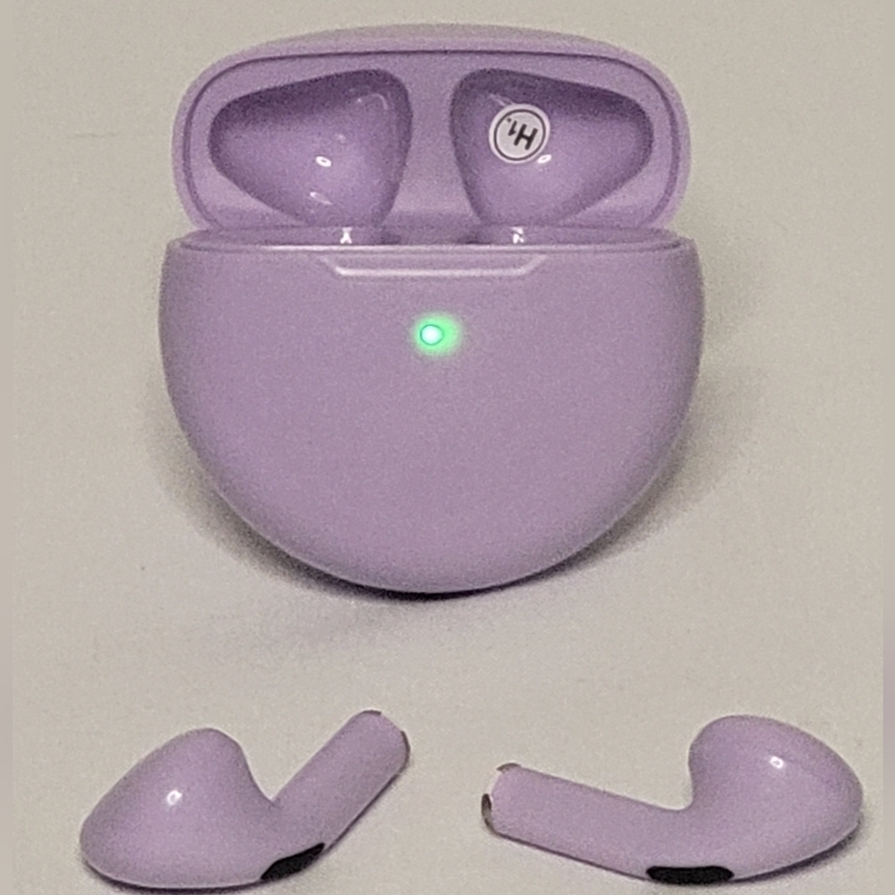 Pro 6 TWS Sport Bluetooth Earbuds with Mic & Magnetic Charging Case. - Picture 7 of 8